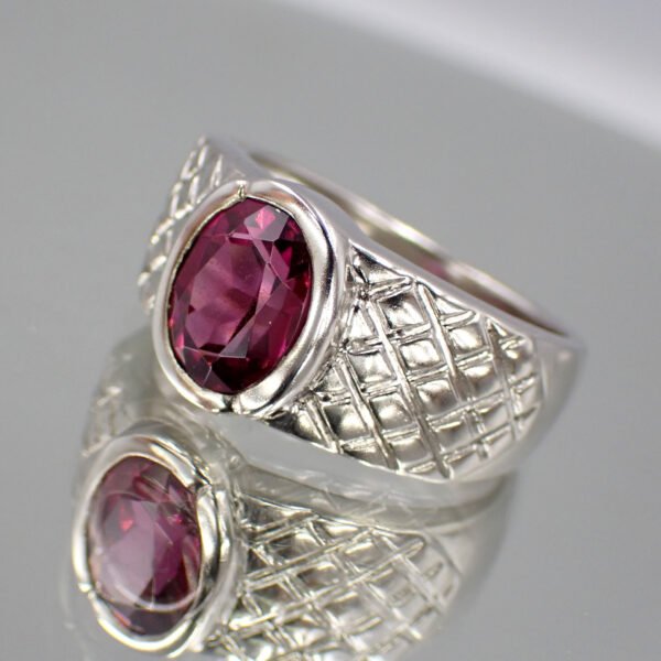 Malaya Garnet Ring 3.10ct - Image 11