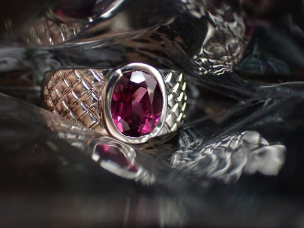 Malaya Garnet Ring 3.10ct - Image 4
