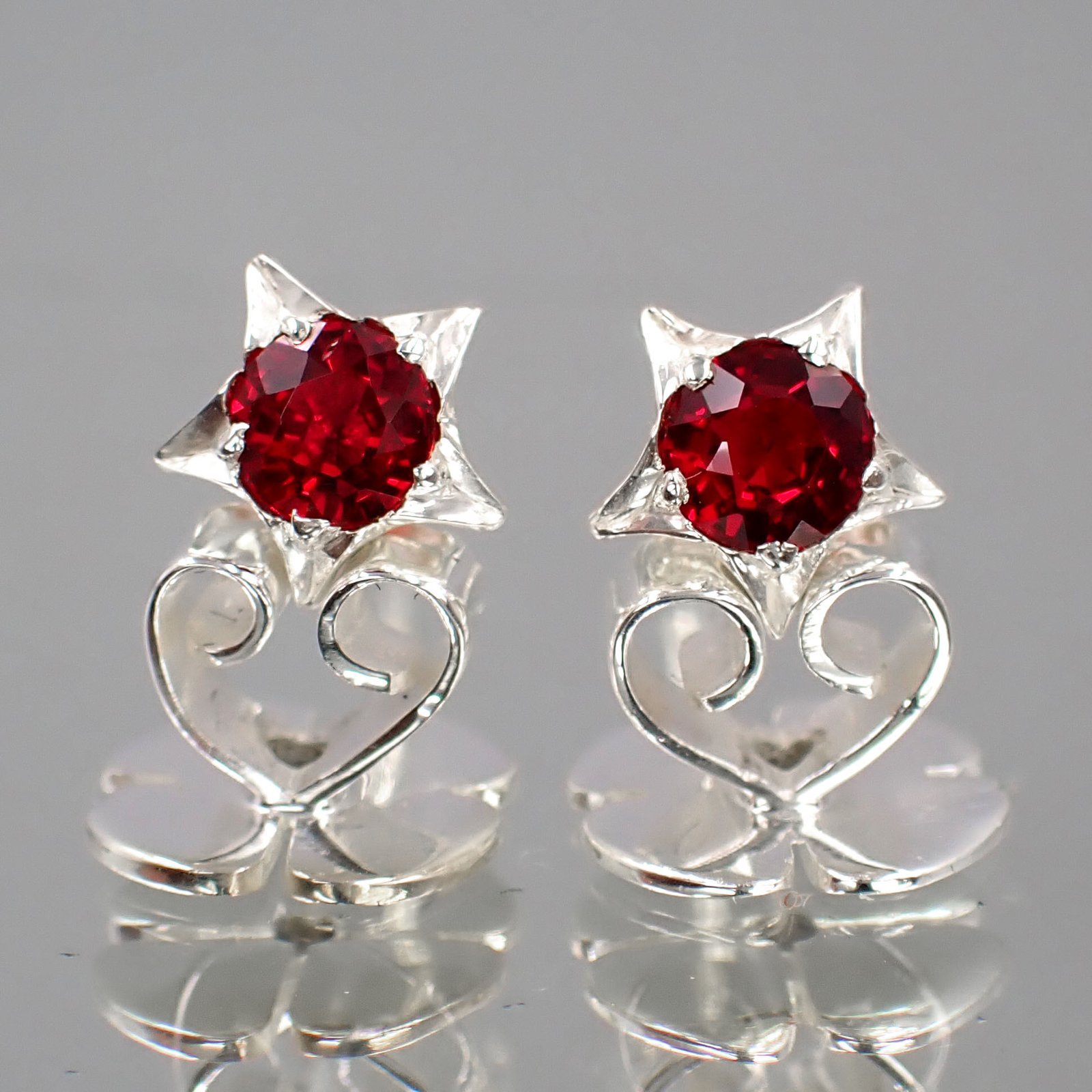 Minimal Star Earring