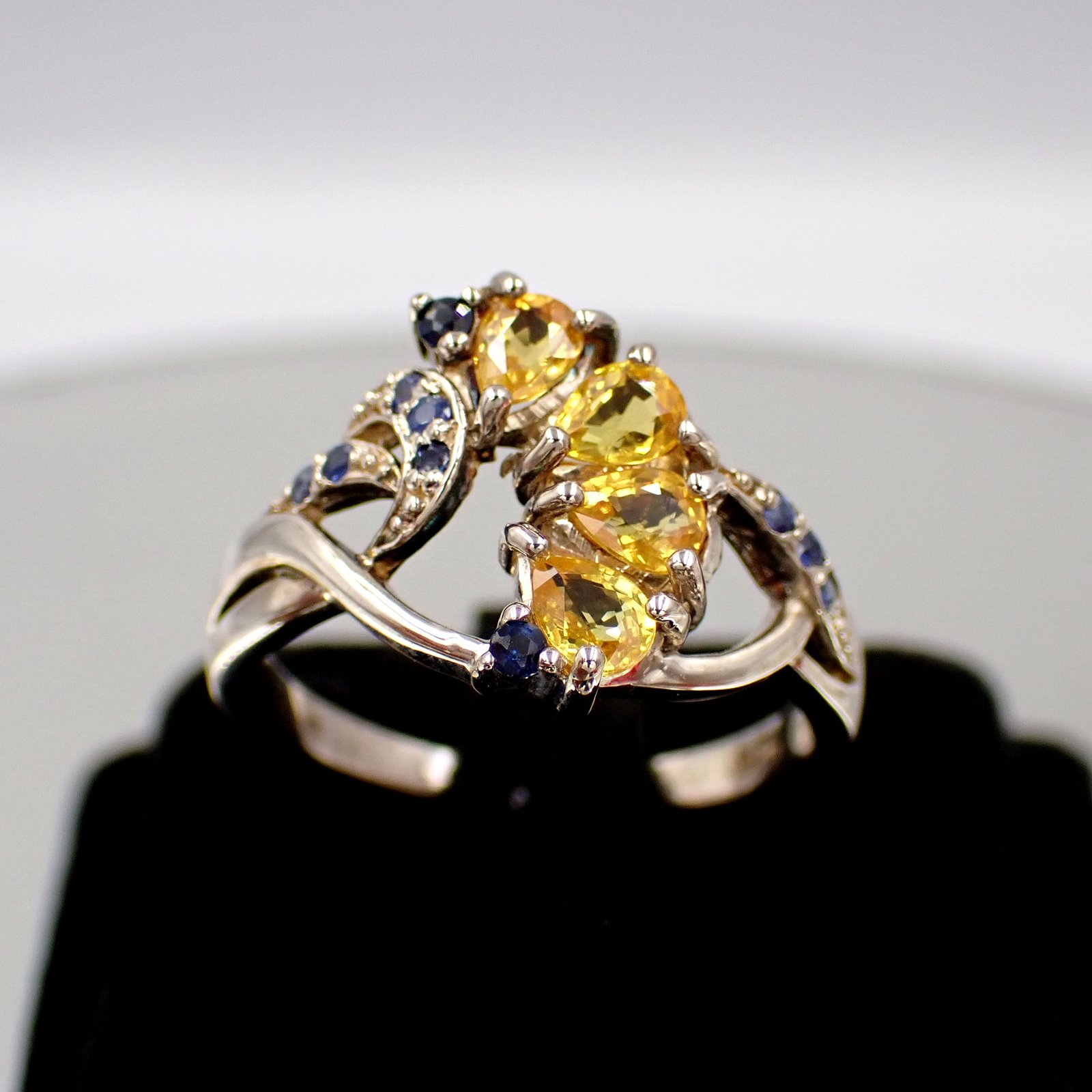 Moon Yellow Sapphrie Ring