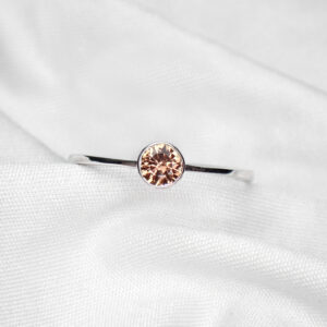 Minimal Single Padparadscha Ring - 3